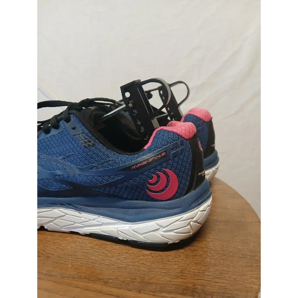 Topo athletic womens magnifly 2 size 10 0 drop minimal barefoot